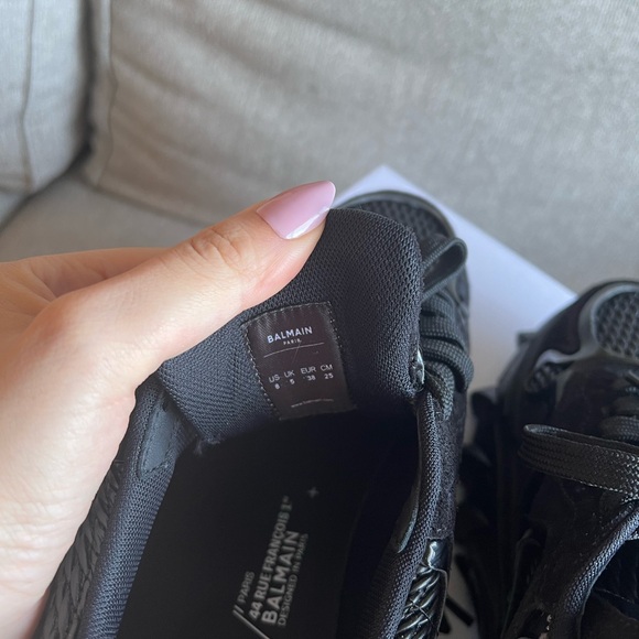 Balmain B-East Sneakers - Picture 6 of 8